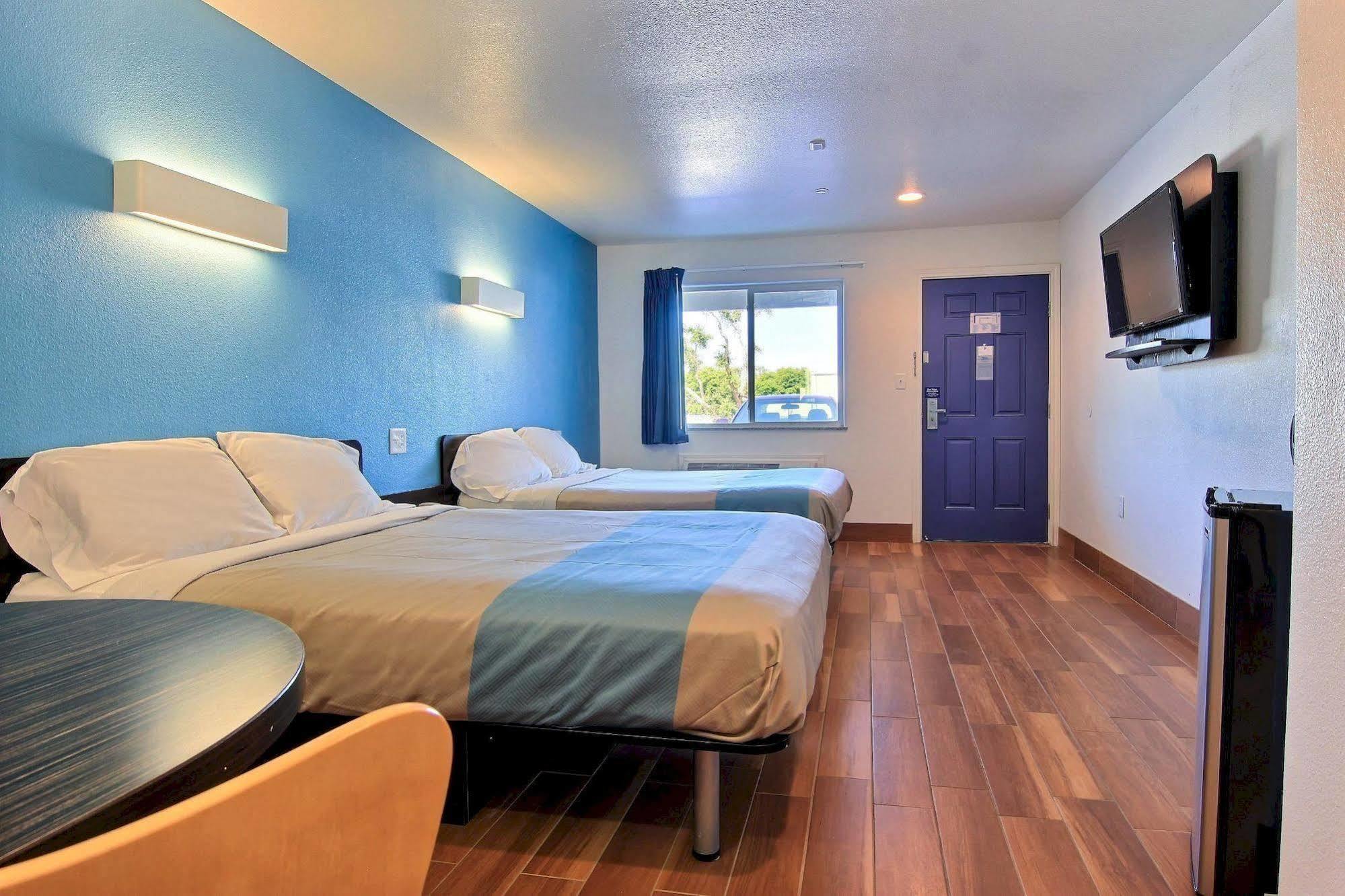 Hotel 6-rockport, Tx 2*